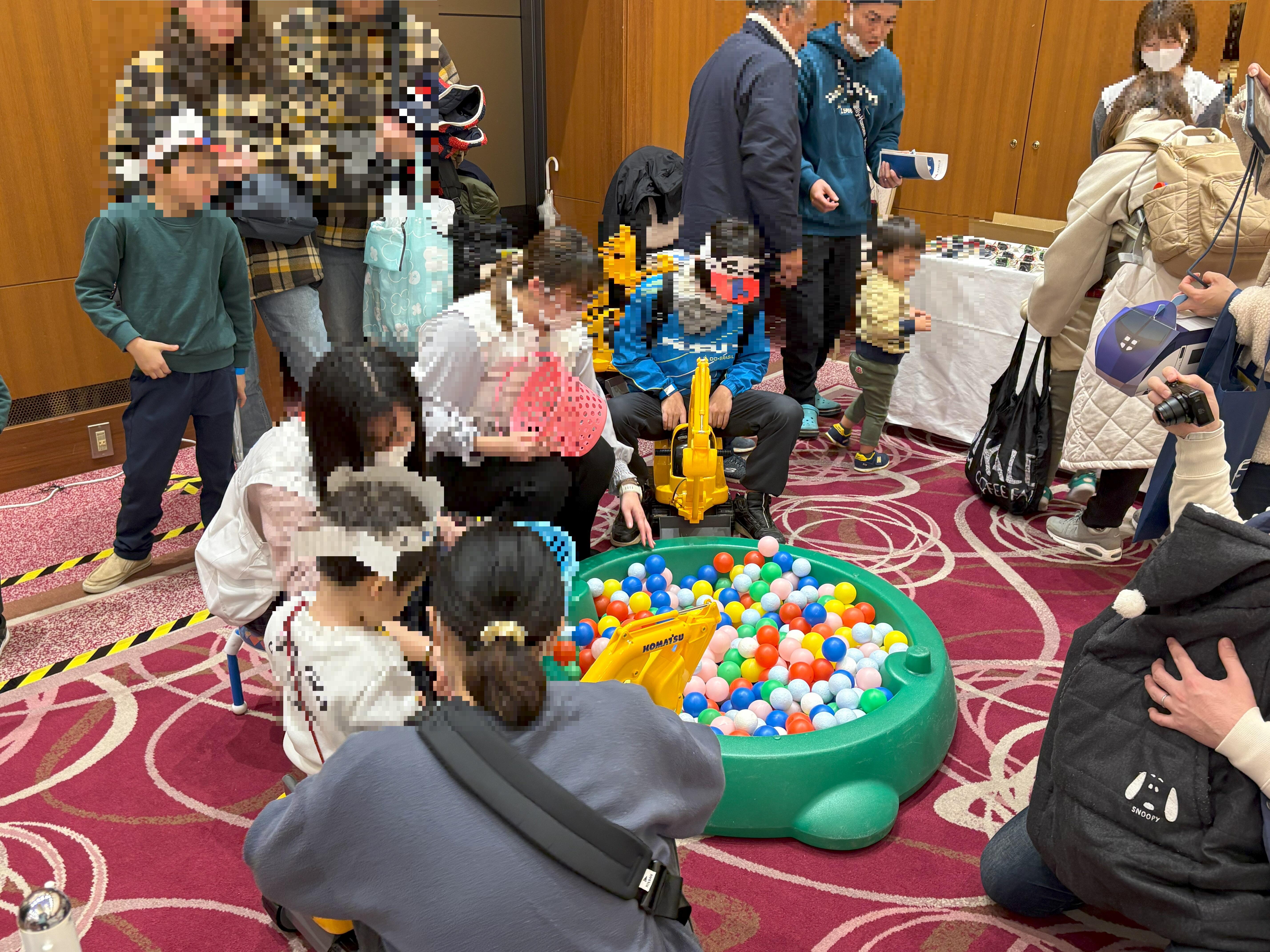 京成建設モザイク.jpg